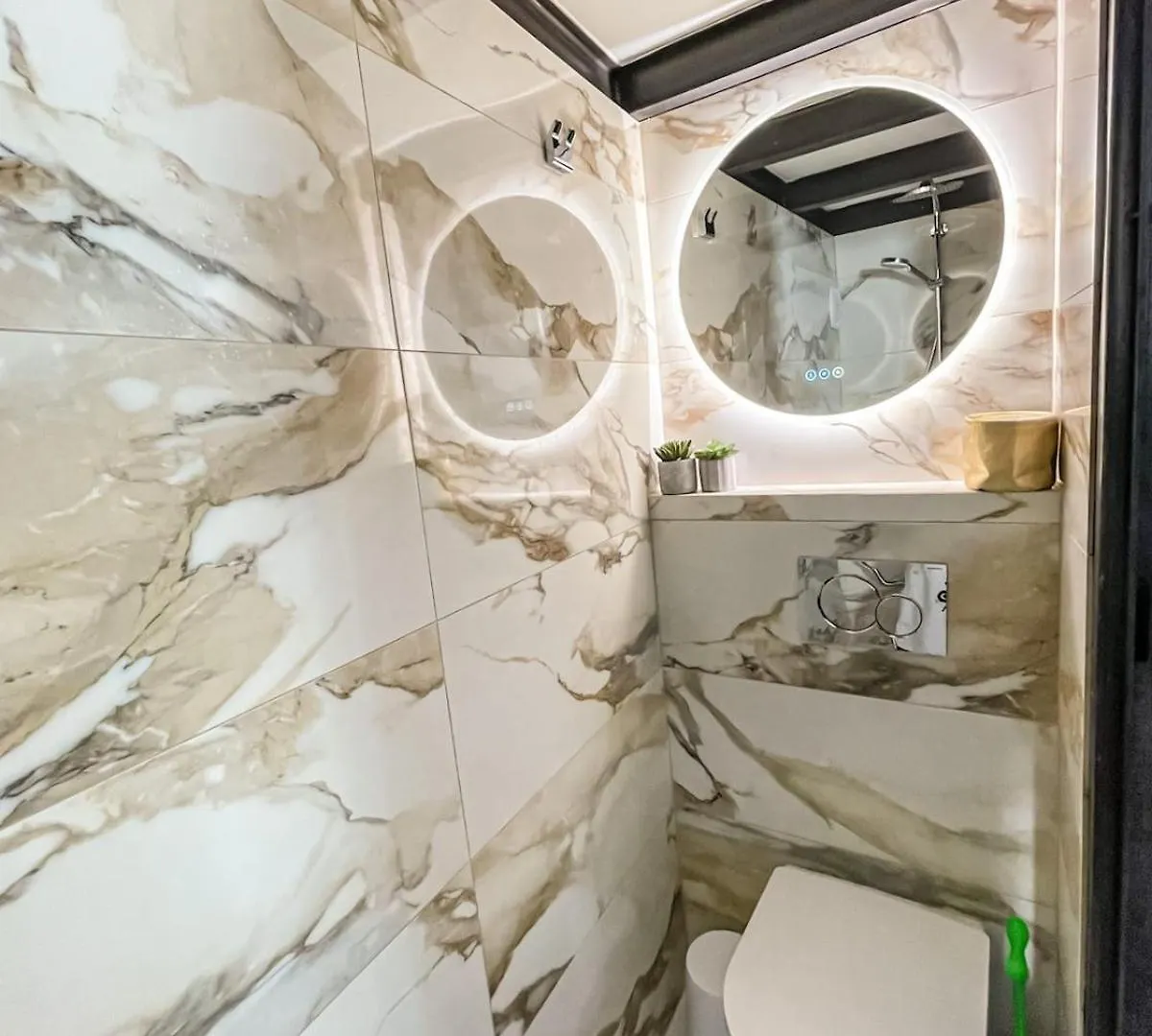 Luxury Town House Centre Arles Apartment