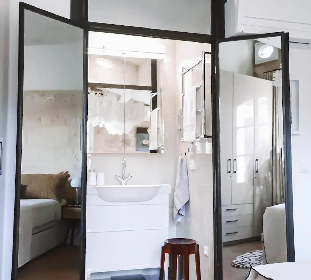 Luxury Town House Centre Arles Apartment